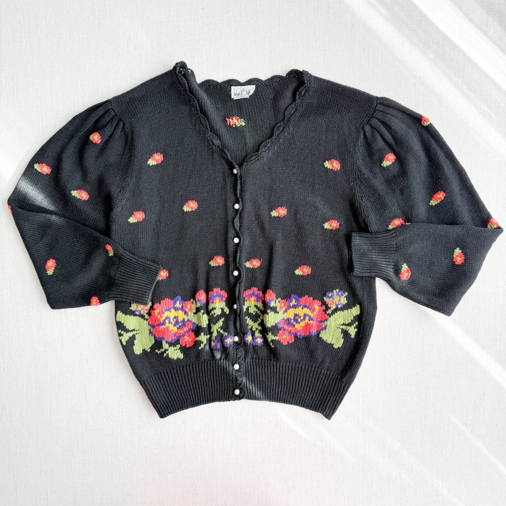 Wye Oaks vtg black floral hand knit‎ cardigan sweater size L